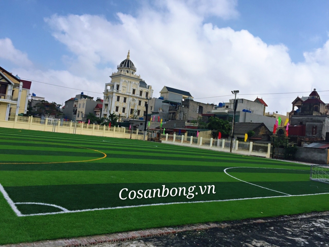 Sân bóng nhân tạo tại Giáo xứ Đông Phú - Thái Bình
